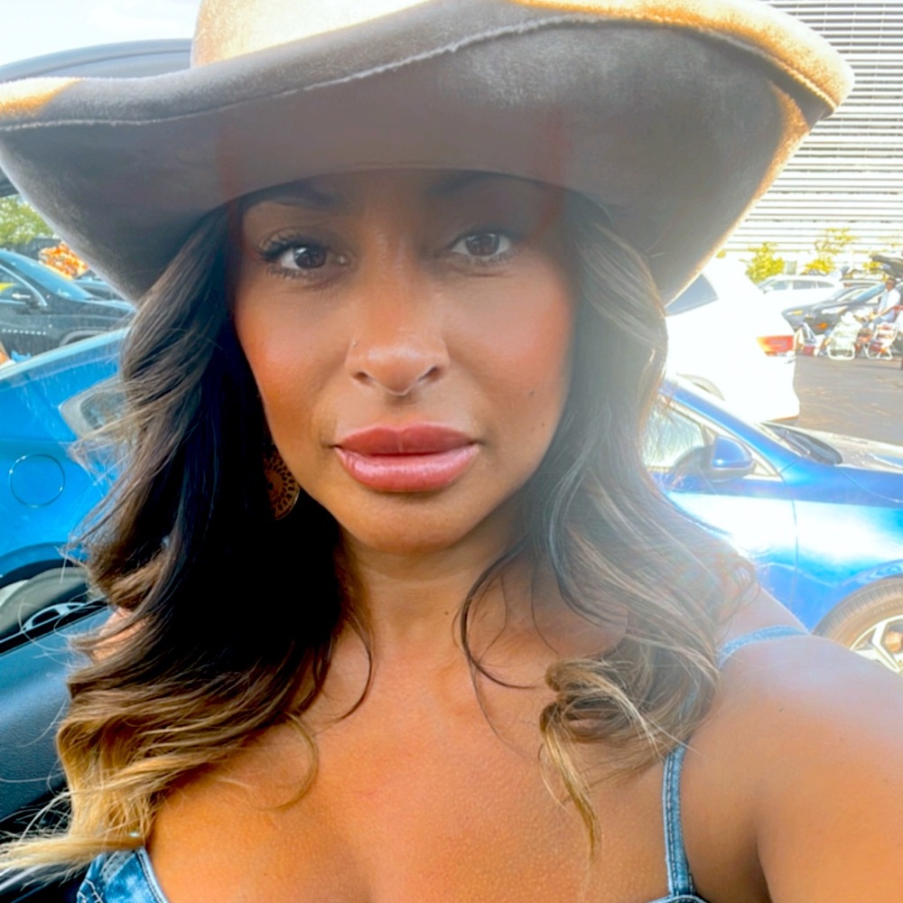 Meet your Posher, Melody